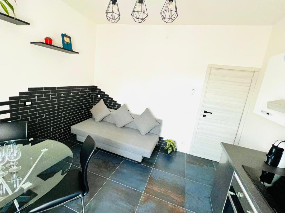 Ferienwohnung Blaxej, Nel Cuore Di Verona, Moderno Ed Elegante, 4 Posti Letto, Wi-Fi, Self Check In Exterior foto