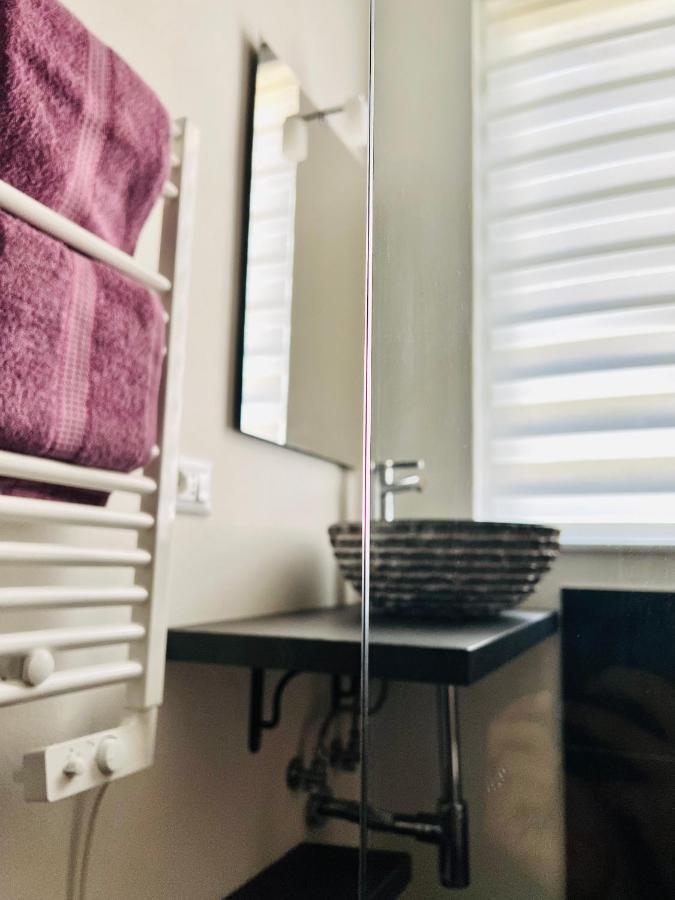 Ferienwohnung Blaxej, Nel Cuore Di Verona, Moderno Ed Elegante, 4 Posti Letto, Wi-Fi, Self Check In Exterior foto